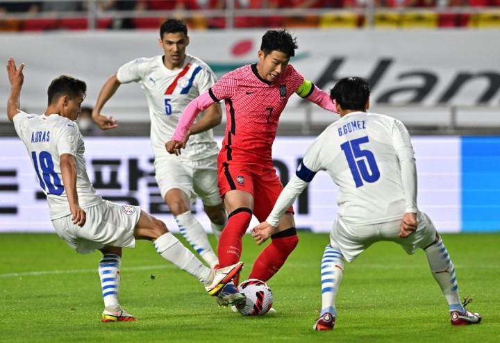 世界杯韩国还是很顽强，韩国面积不大,为什么体育实力却很强