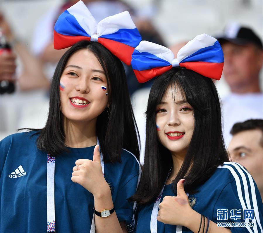 俄罗斯球迷观战世界杯(俄罗斯球迷花多少元就去观看2018世界杯) 俄罗斯球迷观战世界杯(俄罗斯球迷花多少元就去观看2018世界杯)
