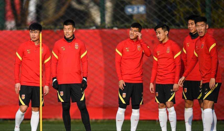 中国球员备战世界杯 备战世界杯预选赛,国足公布集训名单,名单里都有谁 中国球员备战世界杯 备战世界杯预选赛,国足公布集训名单,名单里都有谁