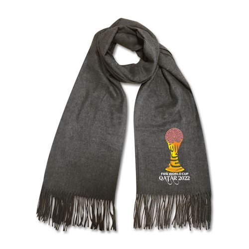 世界杯 围巾 世界杯上的替补怎么还都裹着羽绒服和围巾啊