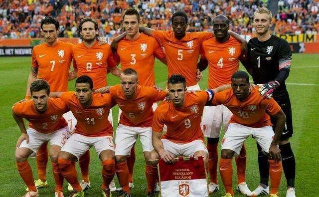 世界杯荷兰大名单 98年世界杯荷兰队的大名单