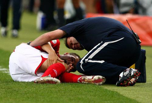 欧文 世界杯 受伤,欧文2006世界杯受伤以后到哪里去啦 欧文 世界杯 受伤,欧文2006世界杯受伤以后到哪里去啦