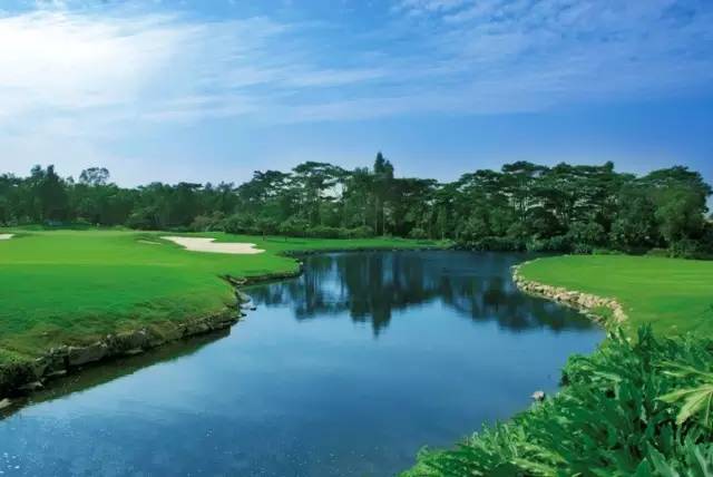 观澜湖深圳会所世界杯?观澜湖世界杯球场的 会员费是多少包括年费、访客、嘉宾所 观澜湖深圳会所世界杯?观澜湖世界杯球场的 会员费是多少包括年费、访客、嘉宾所