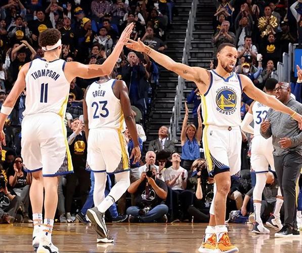 nba勇士世界杯,NBA与世界杯有什么区别 nba勇士世界杯,NBA与世界杯有什么区别