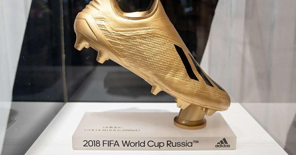 世界杯金靴奖分析，世界杯的金靴奖和金球奖区别是什么哪个更有价值