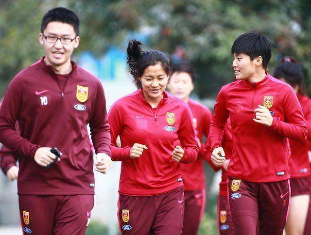 女足世界杯 队长(2022年女足亚洲杯上,中国女足的队长是谁) 女足世界杯 队长(2022年女足亚洲杯上,中国女足的队长是谁)