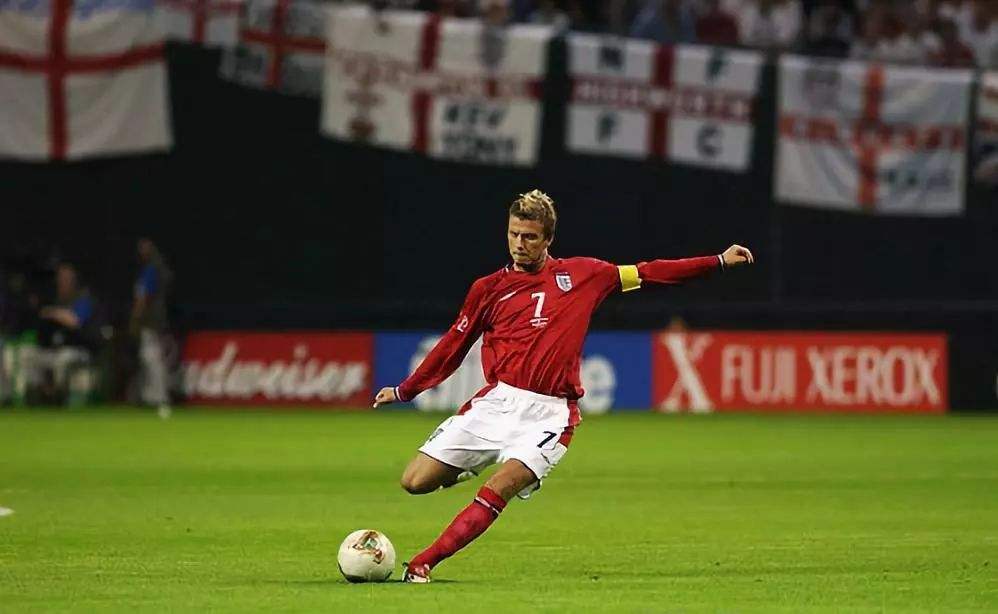 贝克汉姆世界杯任意球 贝克汉姆踢进65粒任意球,C罗踢进63粒、梅西数据如何 贝克汉姆世界杯任意球 贝克汉姆踢进65粒任意球,C罗踢进63粒、梅西数据如何