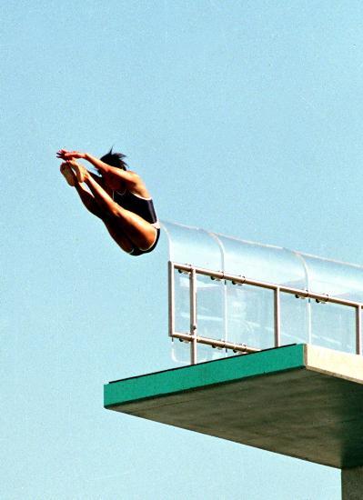 世界杯20米跳台跳水 20米跳台是不是奥运会项目 世界杯20米跳台跳水 20米跳台是不是奥运会项目