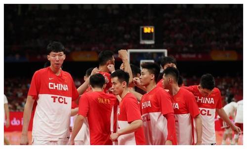 中国世界杯失利网友评论(中国男篮世界杯失利,丢掉奥运资格,究竟是哪里出问题了)