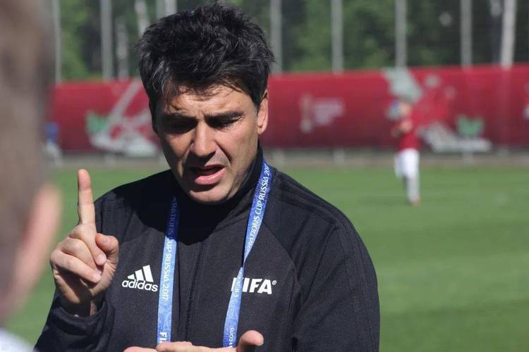 执法卡塔尔世界杯裁判名单 卡塔尔世界杯主裁判名单