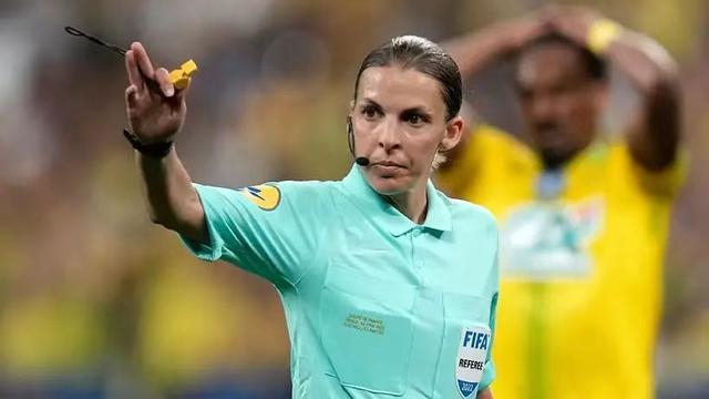 执法卡塔尔世界杯裁判名单 卡塔尔世界杯主裁判名单