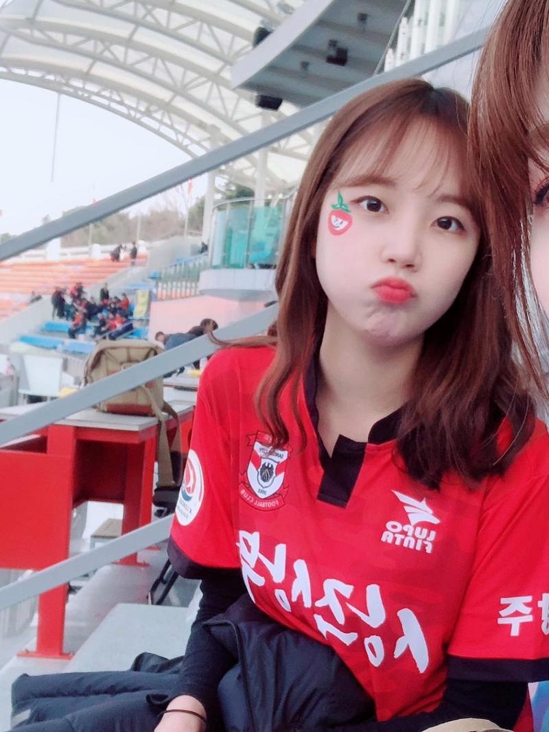 韩国世界杯女记者(18年世界杯女记者是谁)