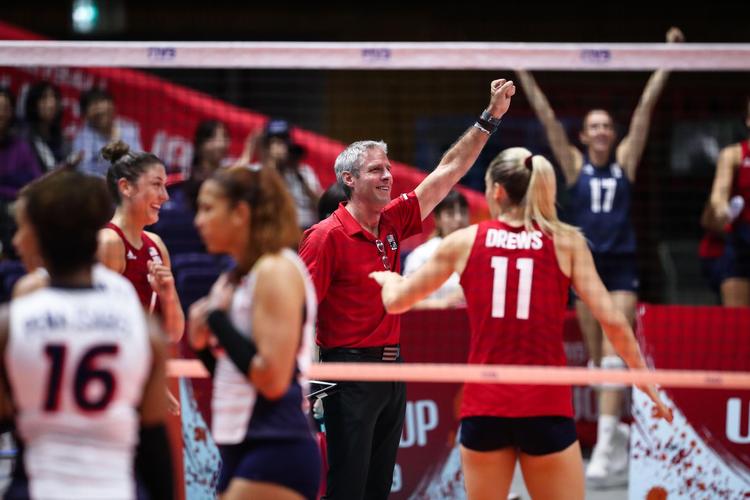 世界杯中国对荷兰决赛，中国女排对荷兰的历史战绩