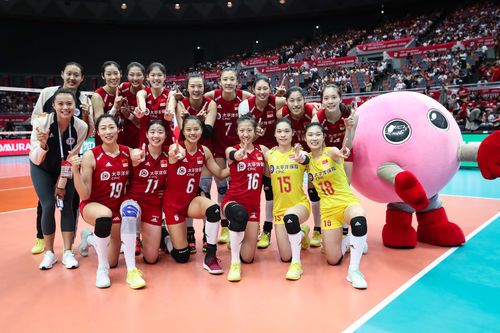 女排世界杯巅峰时期阵容,中国女排5连冠时的阵容是什么 女排世界杯巅峰时期阵容,中国女排5连冠时的阵容是什么