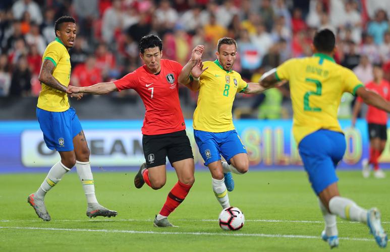 俱乐部世界杯 世界杯是国家队参加还是俱乐部 俱乐部世界杯 世界杯是国家队参加还是俱乐部