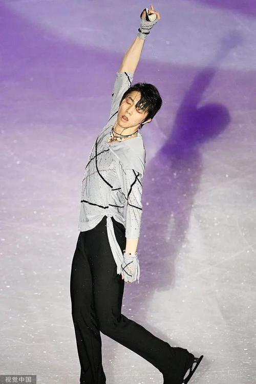 羽生结弦宣布退役 羽生结弦完成退役后首次公演!羽生结弦退役后的现状如何