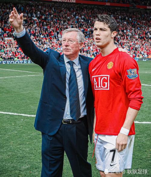 c罗帽子戏法 曼联3-2险胜(c罗代表曼联参加欧冠上演过帽子戏法吗) c罗帽子戏法 曼联3-2险胜(c罗代表曼联参加欧冠上演过帽子戏法吗)